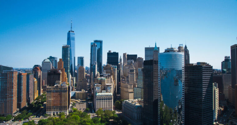 Sell Your Commercial Property Expert Guide to Maximizing Value and Closing Deals Successfully